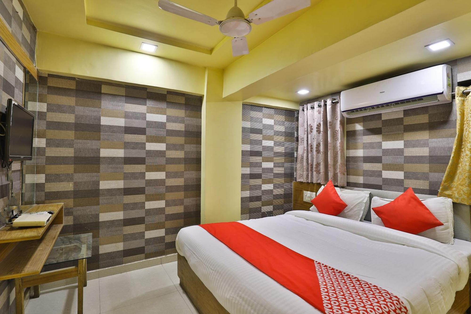 Spot On Hotel Shreeji Palace Ahmadabad Zewnętrze zdjęcie